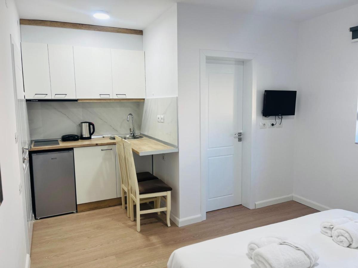 Viva Apartments Përmet Екстериор снимка